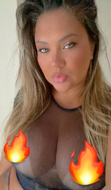 Babalu star sexy photos