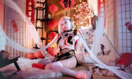 Wendydydydy naked model image