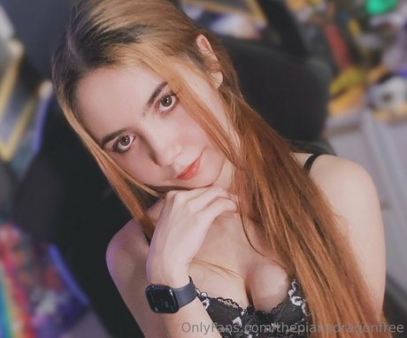 thepianodragonfree art actress photos