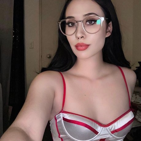 Sasha Bummer beautiful pornstar archive