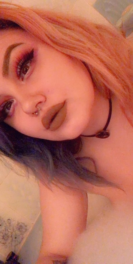 sarah tonin hd actress images