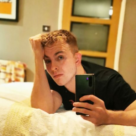 Sam Steiner FREE star sexy photos