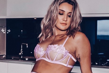 Samantha Adams free pornstar image