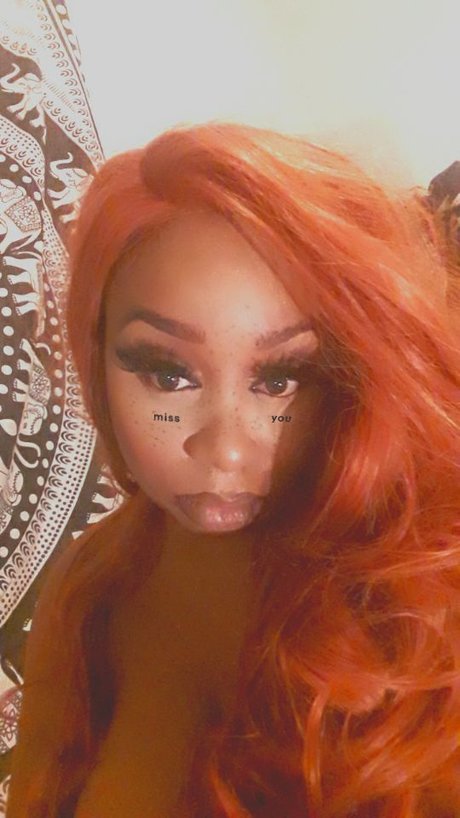 Honey Gold exclusive pornstar picture