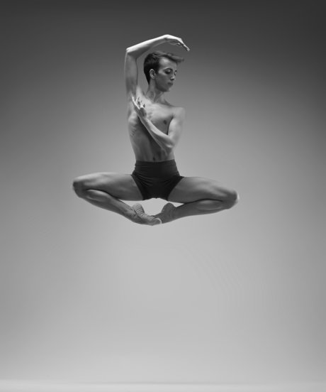 Agm00 naked model img