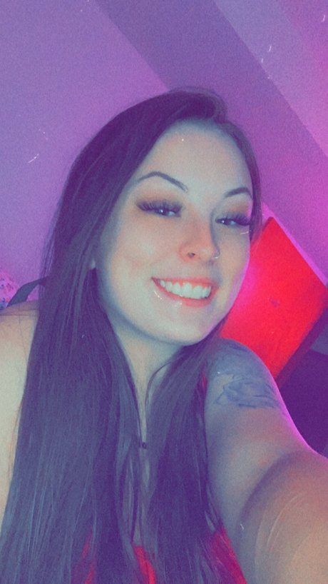 emily Snyder naked star photo