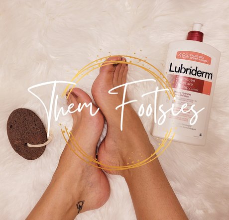 Them Footsies pornographic actress gallery