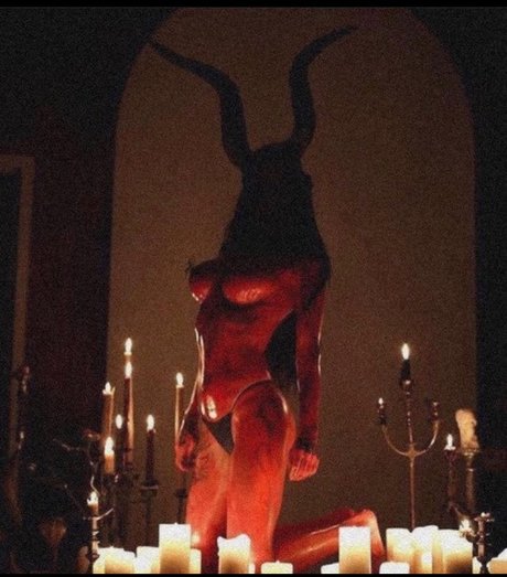 Raymond Hernandez erotic model archive