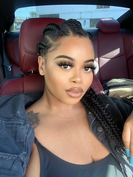 Starr Baby model pornographic picture