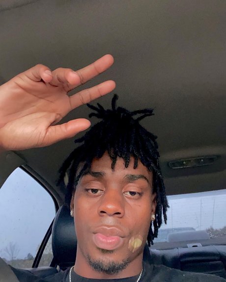 SheLuvsTay nude model galleries