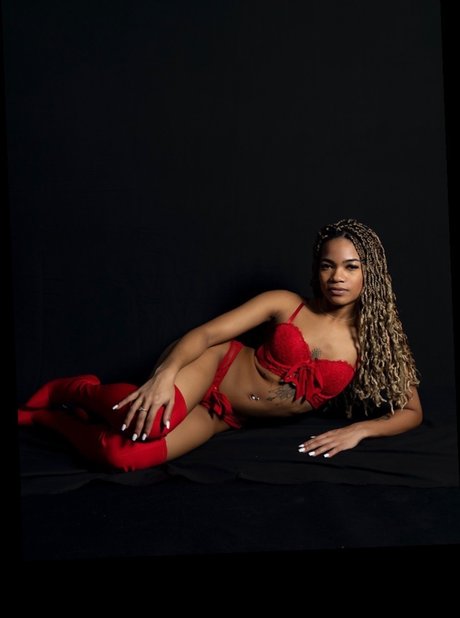 Caramel jj pornographic model pic