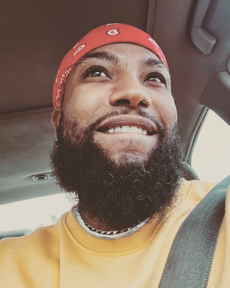 Prin e erotic model photo