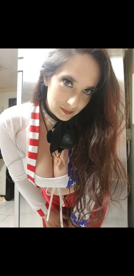 black female onlyfans hot image