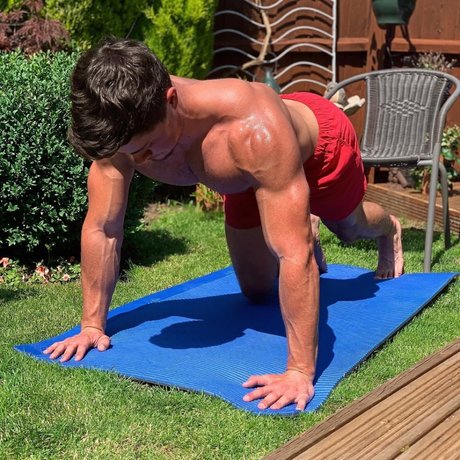 Zac Long best model pics