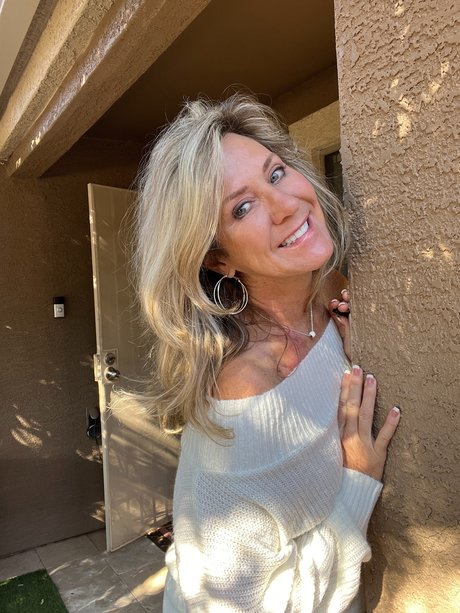 KimberleeJay xxx star photo