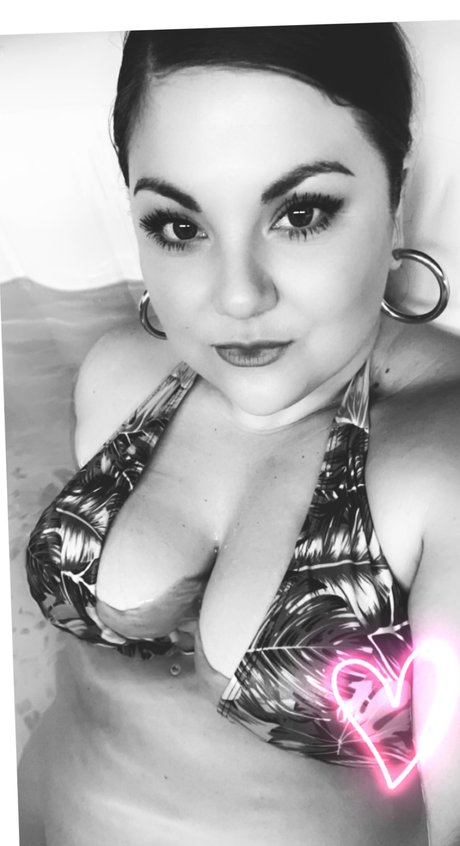 Summer Blake Free sexy model gallery