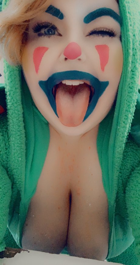 famous girls onlyfans hot sexy pictures