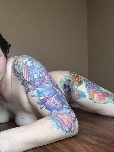 TwistedKitty model nudes image