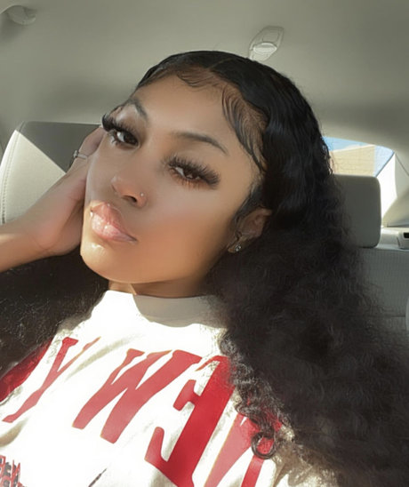 babygyaldess perfect pornstar img