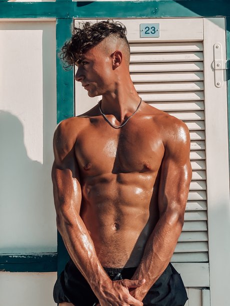 Malcoboy pornographic model photos