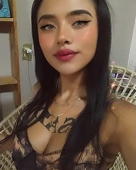 Mamushka26_ model naked pics