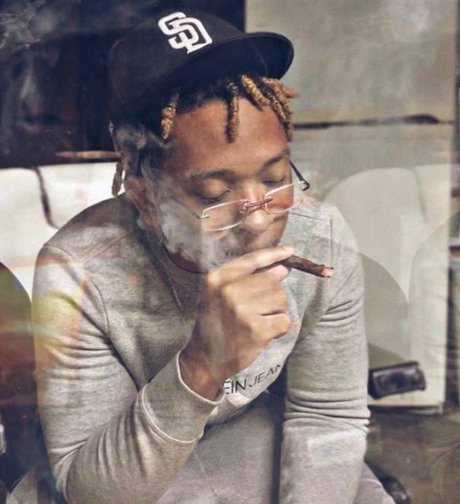 Playboii Onii sexy model photo