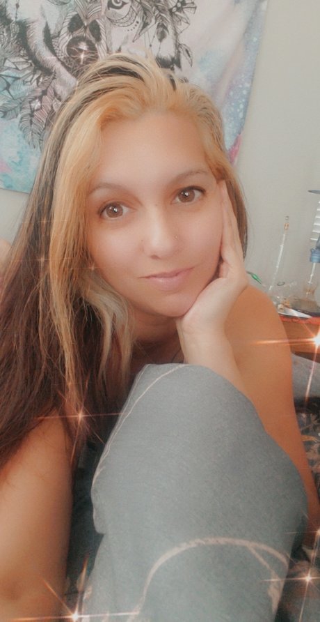 Pandora in the desert Backstage adult star pics