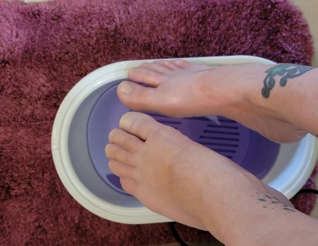 Petey Girl actress photos