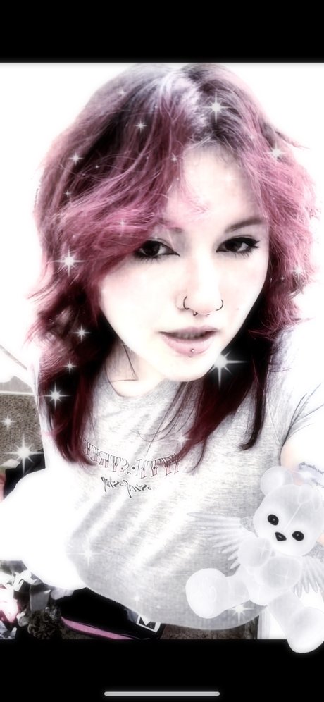 Faryn Fae star nudes pics