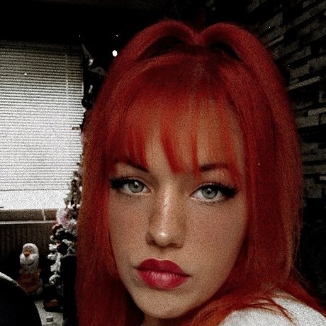 _Goddess Em_ sexy pornstar picture