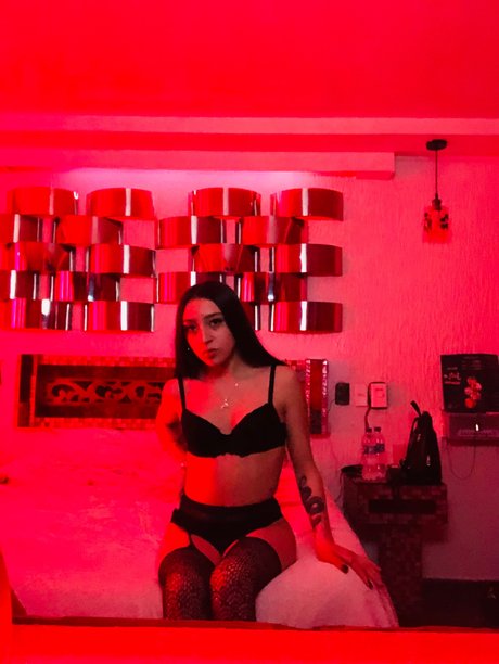 Natacha tamara pretty model images