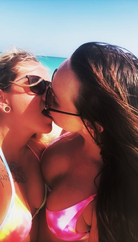 Gizzy amp amp Gabby hot actress images