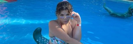 Lucyestrelladelamancer model erotic pic