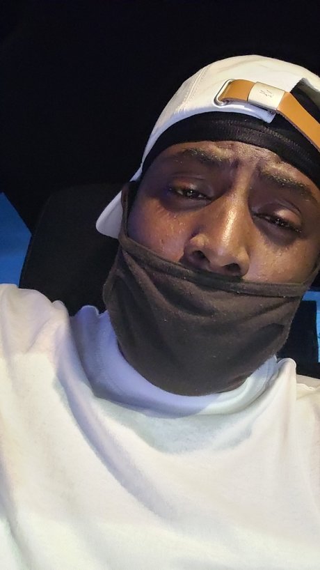 Imfamis pornstar top picture