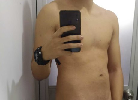 Sebastian Warner star nude images