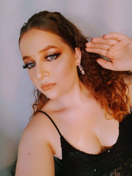 Fernanda Nascimento Beauty actress gallery