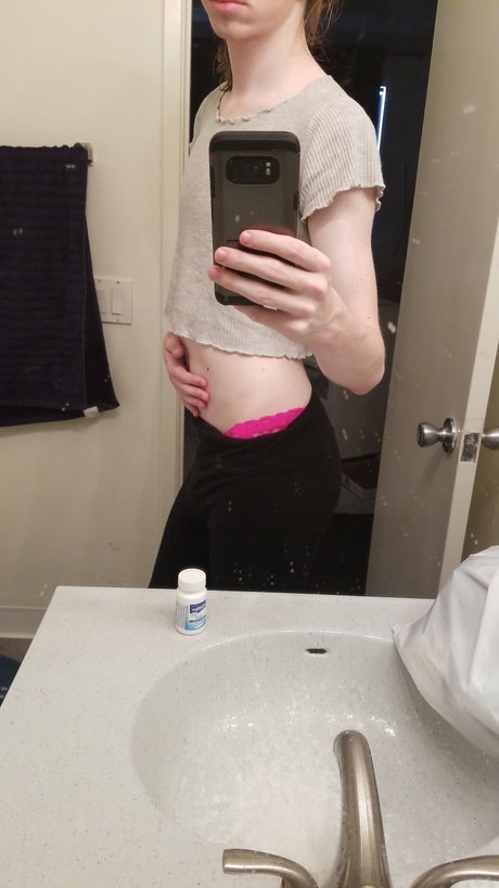 Femboy Cola model beautiful picture