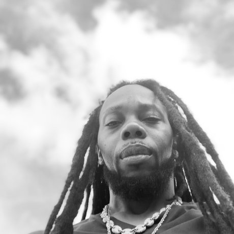 M Knight star nice photos