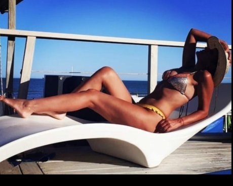 Italian Blond model xxx photo