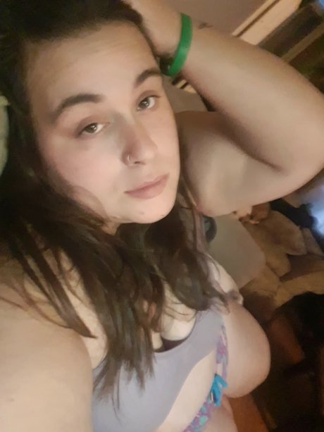 Brit Caye pornstar naked img