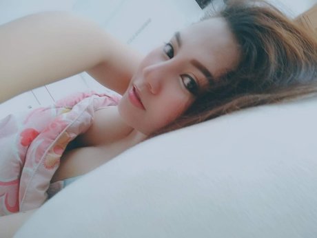 Natthawan Sueaklun star naked image