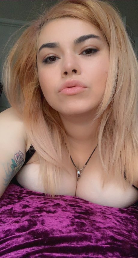 Bella Muerte porn actress img