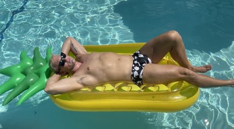 Kirk pornstar sexy photos