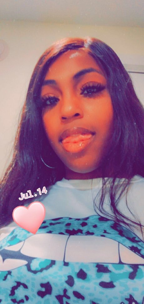 Laday Hackett hd actress pic