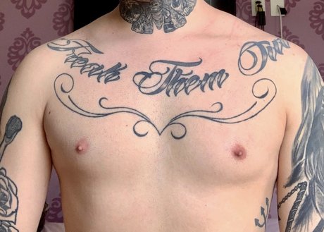 FIGUEROA adult model picture