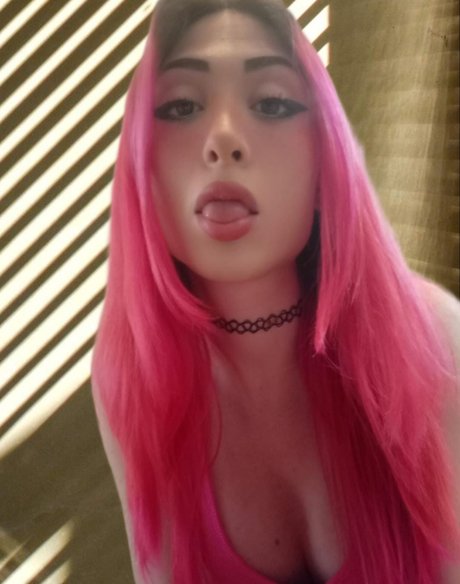 Queen Glory Plus naked pornstar archive