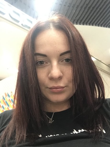 Irina Cherni star pretty photo