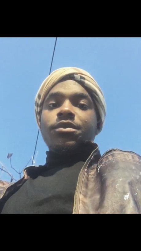 Johnny 5ivee hot model photo