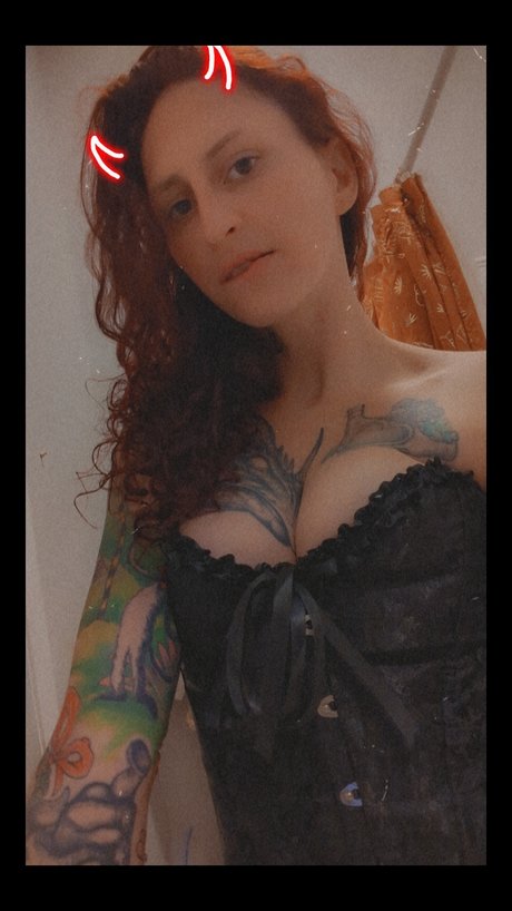 Alley sex model images