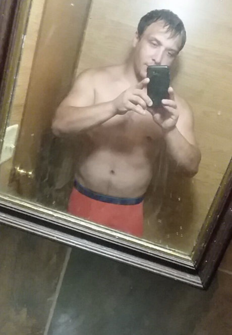 Johnathan Forsythe nudes model pics